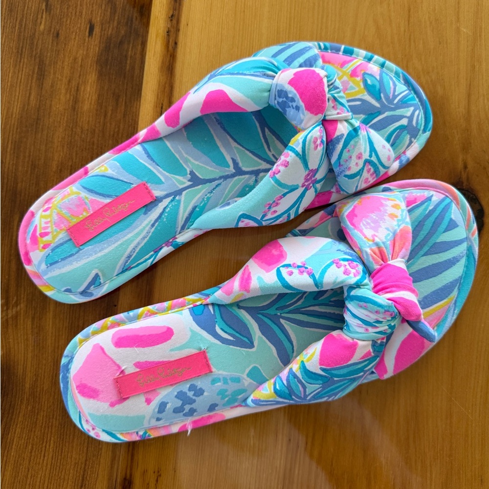 Lilly Pulitzer pool slippers